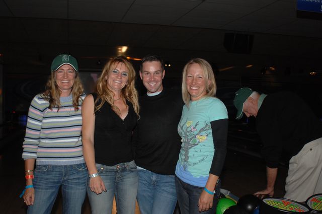 238-AHJFBowlingforEquestrians-2-18-07-DeRosaPhoto.jpg