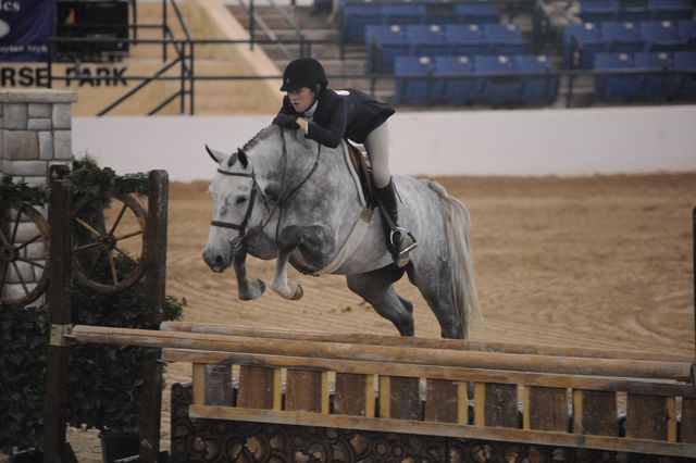 1886-WinterPlace-CaitlinZiegler-LegacyCup-NonPro3'6GoRound-5-17-08-DeRosaPhoto.jpg