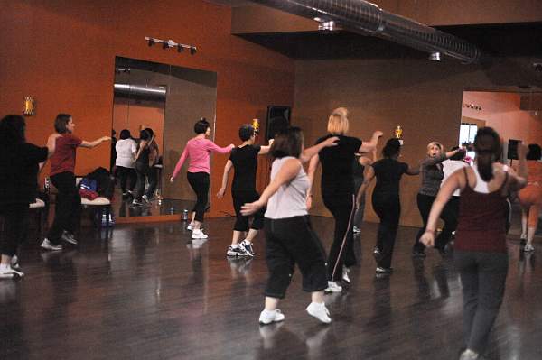 BUCD-Zumba-5-2-09-2-DDeRosaPhoto.jpg