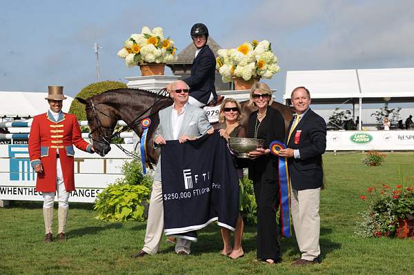 HC09-8-30-09-FTI-GP-Awards-1370-Sapphire-McLainWard-DDeRosaPhoto.jpg