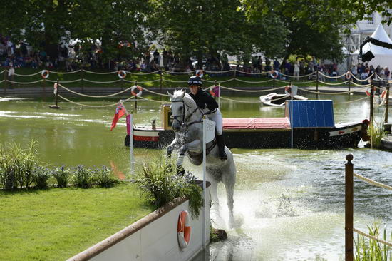 Olympics-EV-XC-7-30-12-5429-CarolinePowell-Lenamore-NZL-DDeRosaPhoto