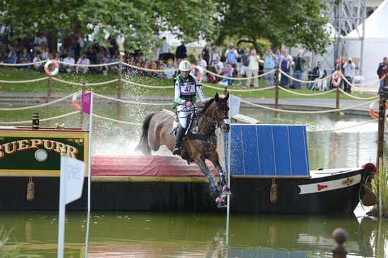 Olympics-EV-XC-7-30-12-5621-LucindaFredericks-FlyingFinish-AUS-DDeRosaPhoto