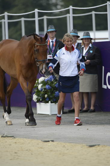 Olympics-EVJg-7-27-12-0613-MaryKing-ImperialCavalier-GBR-DDeRosaPhoto