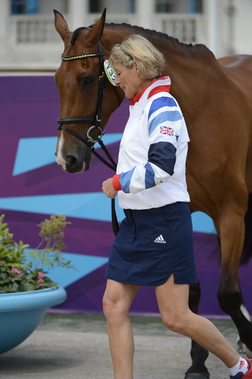 Olympics-EVJg-7-27-12-0617-MaryKing-ImperialCavalier-GBR-DDeRosaPhoto