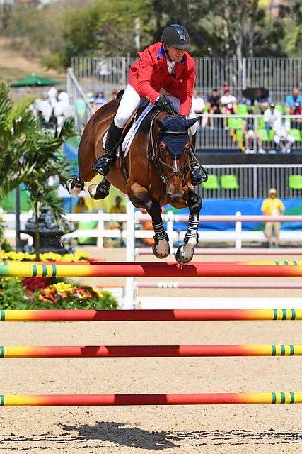 Olympics-RIO-SJ-2ndQual-Rnd1TM-8-16-16-4120-McLainWard-Azur-USA-DDeRosaPhoto