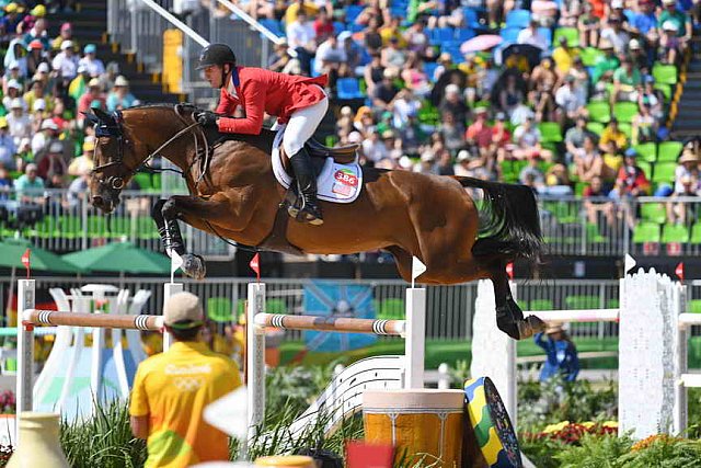 Olympics-RIO-SJ-3rdQual-RND2TM-7541-McLainWard-Azur-USA-DDeRosaPhoto