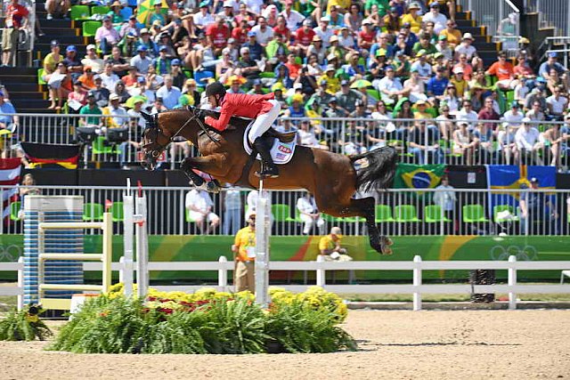 Olympics-RIO-SJ-3rdQual-RND2TM-7570-McLainWard-Azur-USA-DDeRosaPhoto