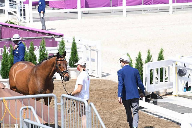 OLY-2020-DRESSAGE-JOG-7-24-21-0736-104-FLORIAN BACHER-FIDERTRAUM-AUT-DDEROSAPHOTO