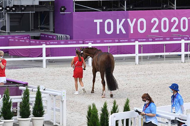 OLY-2020-DRESSAGE-JOG-7-24-21-0855118-CATHRINE DUFOUR-BOHEMIAN-DEN-DDEROSAPHOTO