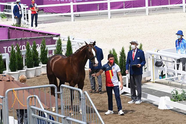 OLY-2020-DRESSAGE-JOG-7-24-21-0911-126-S-JURADO LOPEZ-FENDI T-ESP-DDEROSAPHOTO