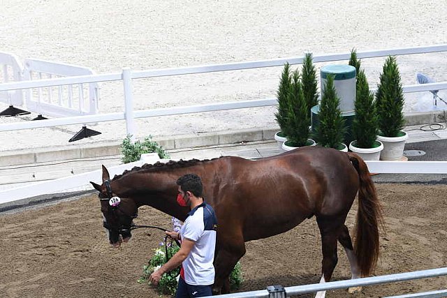 OLY-2020-DRESSAGE-JOG-7-24-21-0919-126-S-JURADO LOPEZ-FENDI T-ESP-DDEROSAPHOTO