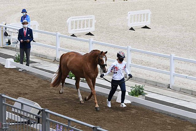 OLY-2020-DRESSAGE-JOG-7-24-21-0989-133-CHARLOTTE DUJARDIN-GIO-GBR-DDEROSAPHOTO