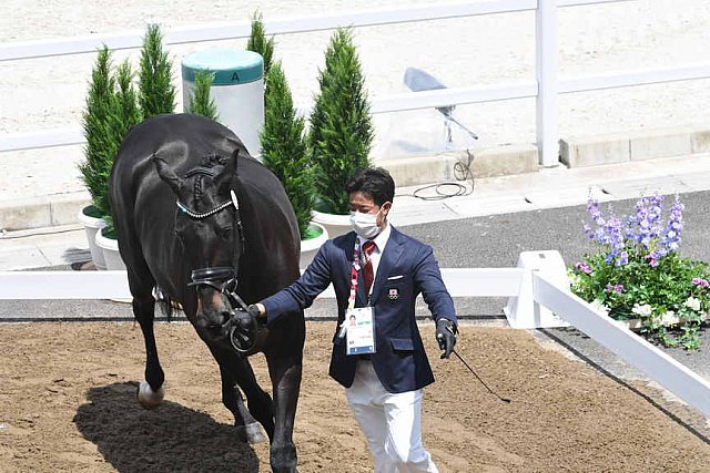 OLY-2020-DRESSAGE-JOG-7-24-21-1123-145-MASANAO TAKAHASHI-RUBICON-JPN-DDEROSAPHOTO