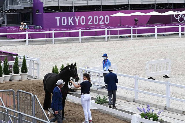 OLY-2020-DRESSAGE-JOG-7-24-21-1412-171-LYLE ADRIENNE-SALVINO-USA-DDEROSAPHOTO