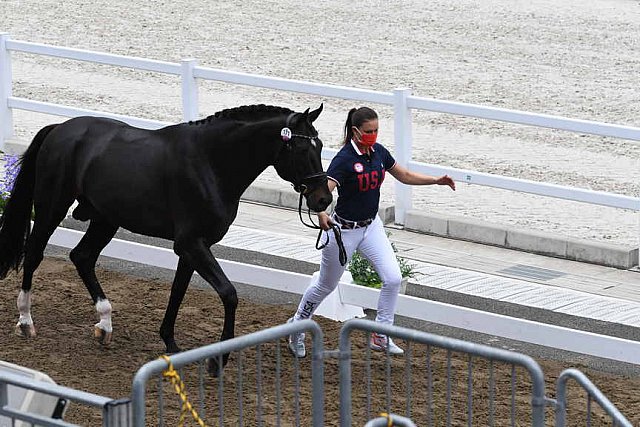 OLY-2020-DRESSAGE-JOG-7-24-21-1421-171-LYLE ADRIENNE-SALVINO-USA-DDEROSAPHOTO