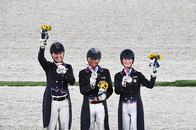 OLY-2020-DRESSAGE-GP SPECIAL AWARDS-7-27-21-7046-DDEROSAPHOTO