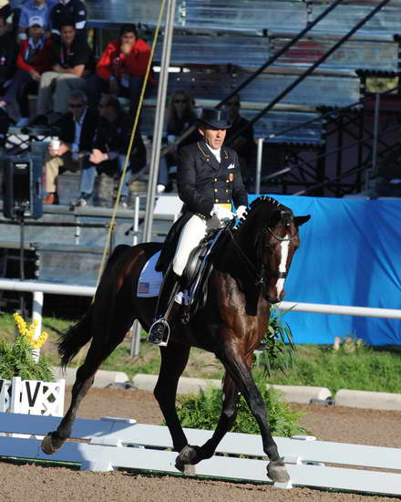 PanAmGames-MX-10-16-11-2794-CesarParra-Grandioso-DDeRosaPhoto.JPG