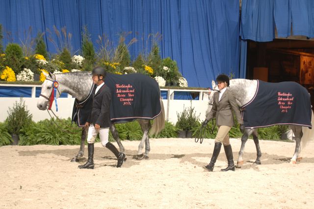 010-JohnFrench-VidaBlue-JenniferBauersachs-Sterling-GrCh-Res-WIHS-10-25-06-&copy;DeRosaPhoto.jpg