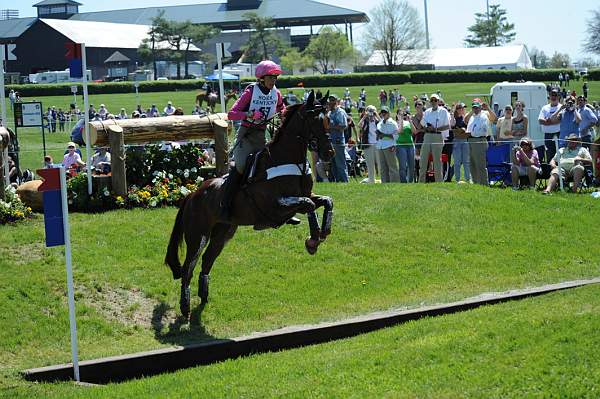 Rolex-4-26-09-1209-HeadleyBritannia-LucindaFredericks-AUS-DeRosaPhoto