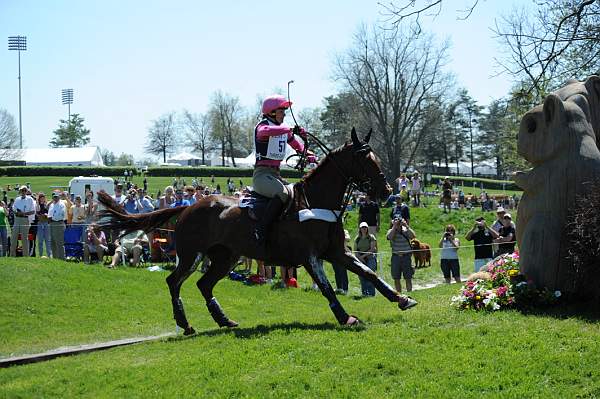 Rolex-4-26-09-1215-HeadleyBritannia-LucindaFredericks-AUS-DeRosaPhoto