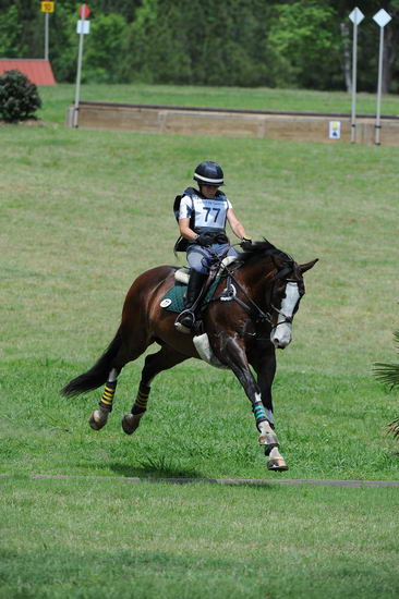 So8ths-5-5-12-XCDay-3282-KindellBillingsley-Keeneland-DDeRosaPhoto