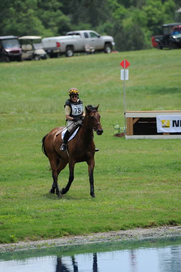 So8ths-5-5-12-XCDay-3336-BeckyBrown-TotallyBroke-DDeRosaPhoto