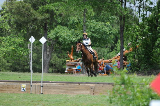 So8ths-5-5-12-XCDay-3366-BeckyBrown-TotallyBroke-DDeRosaPhoto