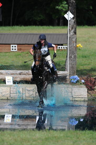 So8ths-5-5-12-XCDay-2227-LindsayStaianoWilliams-TriumphII-DDeRosaPhoto