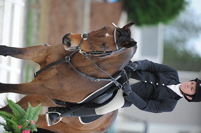 So8ths-5-4-12-Dressage-0648-GwenKriskie-Barney-DDeRosaPhoto