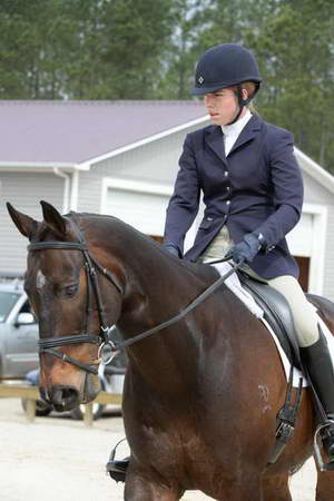 So8ths-5-3-13-Dressage-4981-KaitlynnMosing-Powerhound-DDeRosaPhoto