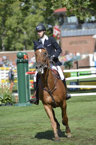 Spruce-Meadows-9-8-13-2586-PieterDevos-Candy-BEL-DDeRosaPhoto