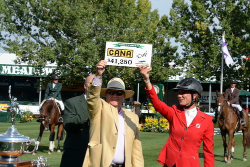 Spruce-Meadows2-9-5-13-3048-PenelopeLeprevost-DameBlanche-FRA-DDeRosaPhoto