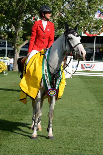 Spruce-Meadows2-9-5-13-3056-PenelopeLeprevost-DameBlanche-FRA-DDeRosaPhoto