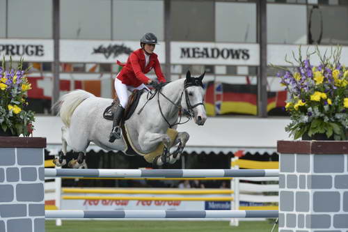 Spruce-Meadows-9-5-13-9279-PenelopeLeprevost-DameBlancheVanArenberg-FRA-DDeRosaPhoto