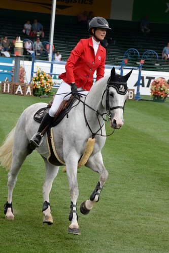 Spruce-Meadows2-9-5-13-2948-PenelopeLeprevost-DameBlancheVanArenberg-FRA-DDeRosaPhoto