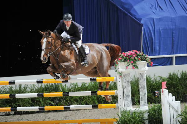 McLainWard-WIHS2-10-28-10-3932-Sapphire-DDeRosaPhoto.jpg