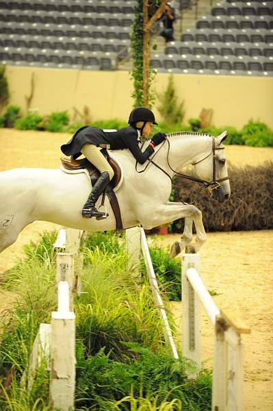 USHJA-Derby-8-20-10-DER_7725-QRnd1-CCoastZ-LillieKeenan-DDeRosaPhoto.jpg