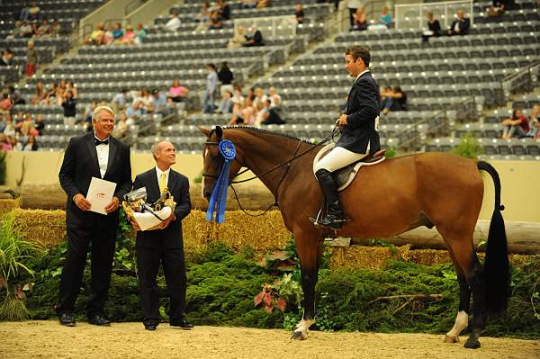 USHJA-Derby-Rnd2-Awards-DER_0050-Lonestar-HuntTosh-DDeRosaPhoto.jpg