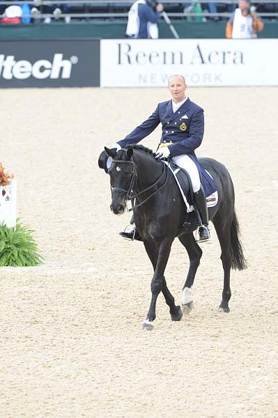 WEG1-9-28-10-DressageGP-5654-DDeRosaPhoto.jpg