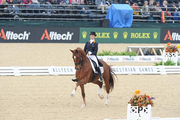 WEG1-9-28-10-DressageGP-5664-DDeRosaPhoto.jpg