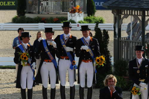 WEG1-9-28-10-DressageGP-7508-EdwardGal-Totilas-DDeRosaPhoto.jpg