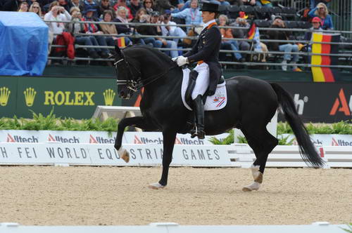 WEG1-9-28-10-DressageGP-6501-EdwardGal-MoorlandsTotilas-DDeRosaPhoto.jpg