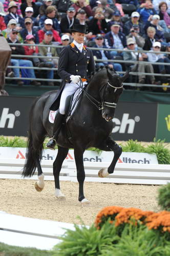 WEG1-9-28-10-DressageGP-6524-EdwardGal-MoorlandsTotilas-DDeRosaPhoto.jpg