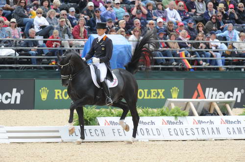 WEG1-9-28-10-DressageGP-6541-EdwardGal-MoorlandsTotilas-DDeRosaPhoto.jpg