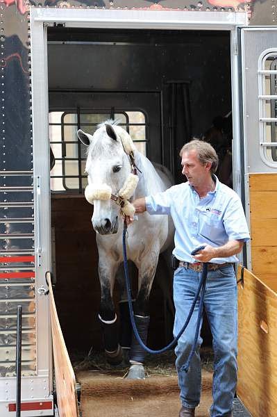 WIHS-10-25-10-Setup-0429-DDeRosaPhoto.jpg