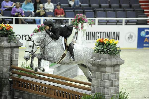 WIHS1-10-26-10-Cl3-GrConfHtr-7746-SteelMyHeart-WinnAlden-DDeRosaPhoto.jpg