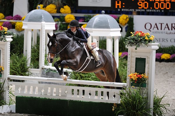 WIHS3-10-31-10-Cl123-LgPnyHtr-9838-EliteStormFront-CarolineKellogg-DDeRosaPhoto.jpg