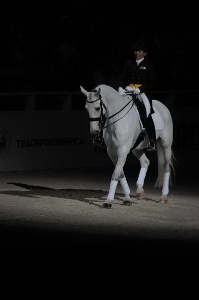 WIHS2-10-29-10-6542-PamGoodrich-Lamborghini-DDeRosaPhoto.JPG