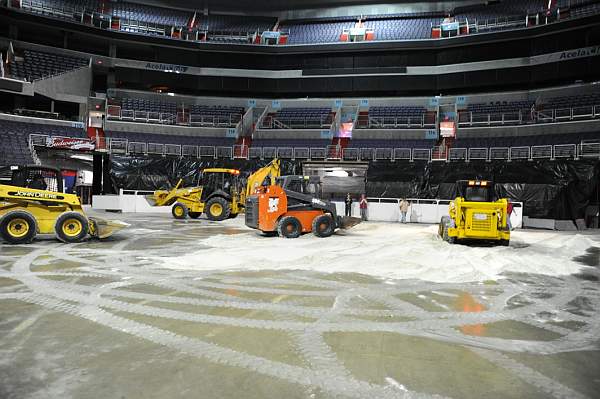 WIHS-10-24-10-Setup-0259-DDeRosaPhoto.jpg