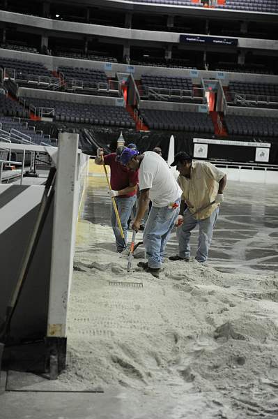 WIHS-10-24-10-Setup-0320-DDeRosaPhoto.jpg